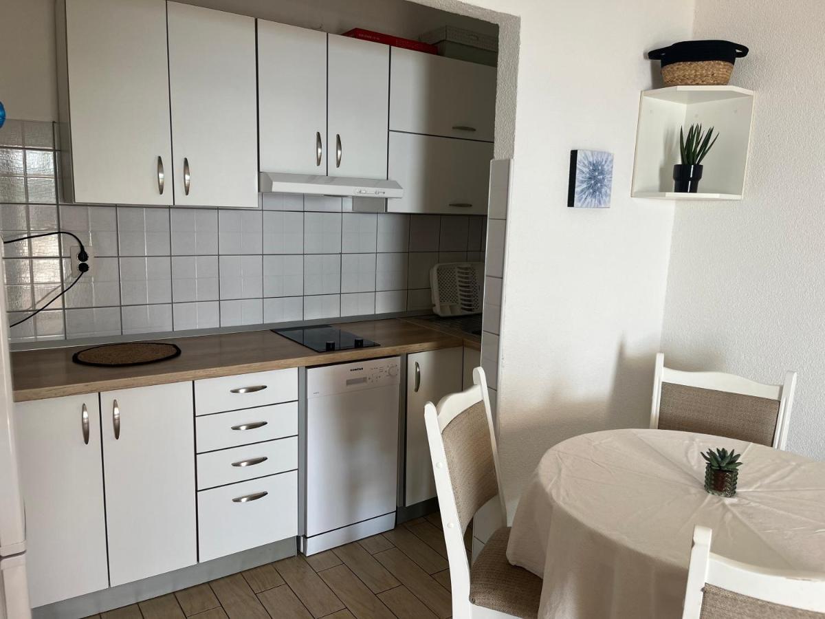 Markota Apartment Baška Voda Exteriör bild
